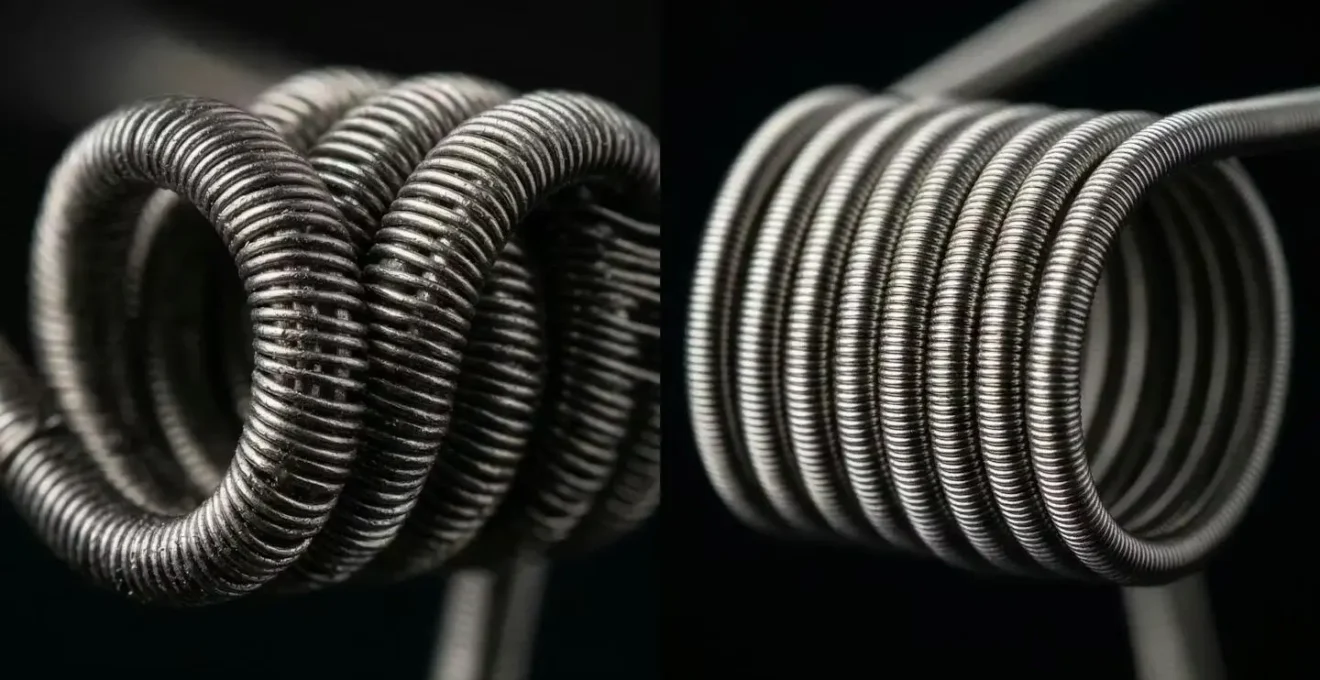 Gros plan sur deux résistances de cigarette électronique de tailles différentes montrant la différence de surface de chauffe